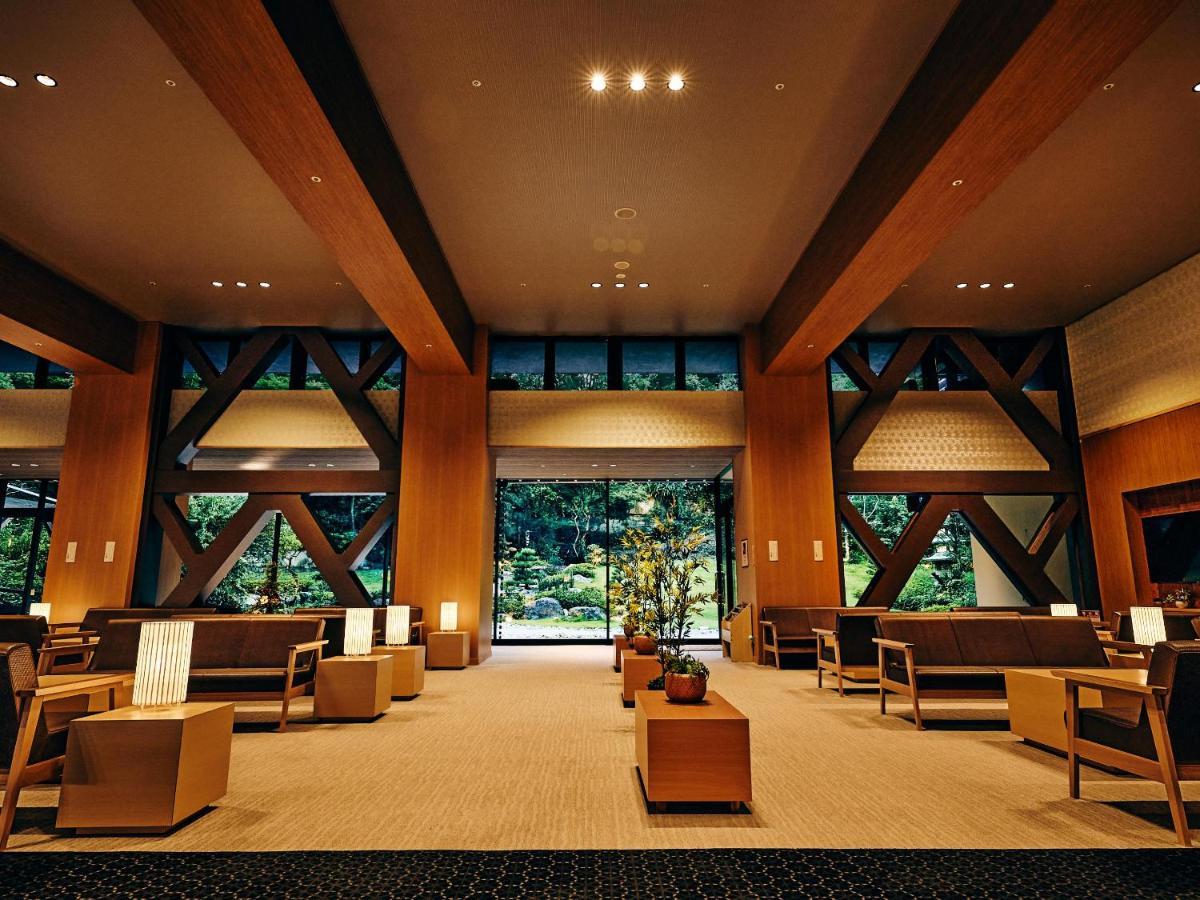 Hotel Ooedo Onsen Monogatari Premium Shirahama Gyoen Exterior foto